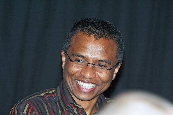 Andry Rakotonirainy, who finally reveals his dark secret,  | DSTC Farewell Symposium, 28 July 2005  | 