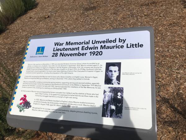 <a href= Unveiling.html >War memorial unveiled by Lieutenant Edwin Maurice Little 28 November 1920</a>  |   | Graceville War Memorial (Sherwood Shire)  |   | 
