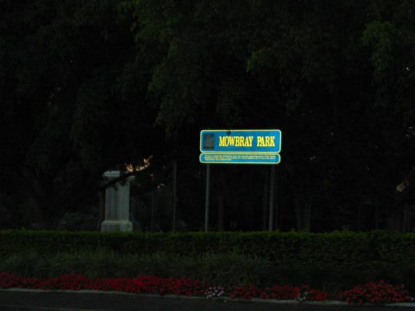 Mowbray Park, East Brisbane  |   | 