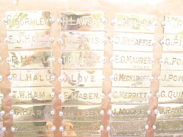 P   GORMLEY  | E J HALL  | P   HALL  | R L HALL  | T W HAM  | C   HART  | H M HAWKINS  | H   LAWSON  | T   LEWIS  | T R LITTLE  | J   LOVE  | E   MABEN  | H A MABEN  | E   MADDOCK  | L   McMAHON  | D   McHAFFIE  | E O MAURER  | G   MECKAROFF  | C   MERRITT  | J   MOORE  | N   MOORE  |   | War Memorial Hall Warra, Wambo Shire  |   | 