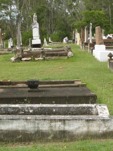 Appletree Creek cemetery, Isis Shire  | 