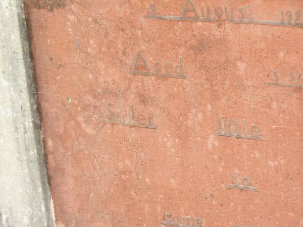 Dulcie Martha CARL,  | daughter,  | died 9 Aug 1927 aged 5 years;  | Appletree Creek cemetery, Isis Shire  | 