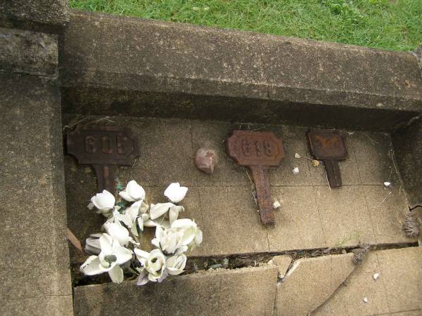 Appletree Creek cemetery, Isis Shire  | 