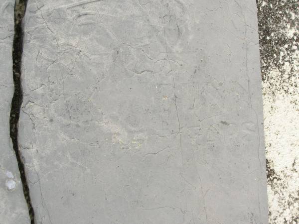 Thomas Frederick BUNN,  | 19-06-1896 - 28-07-1961;  | Thomas ?? BUNN,  | aged 65? years  | [may be previous headstone for same man]  | Appletree Creek cemetery, Isis Shire  | 