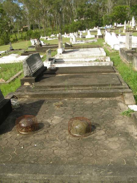 Appletree Creek cemetery, Isis Shire  | 