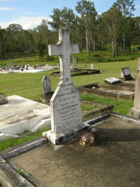 Thomas SKILLINGTON,  | died 25 May 1903 aged 63 years;  | Jane SKILLINGTON,  | died 31 Jan 1928 aged 85 years;  | Alice Elizabeth COLEMAN,  | daughter,  | died 13 Dec 1958 aged 89 years;  | Appletree Creek cemetery, Isis Shire  | 