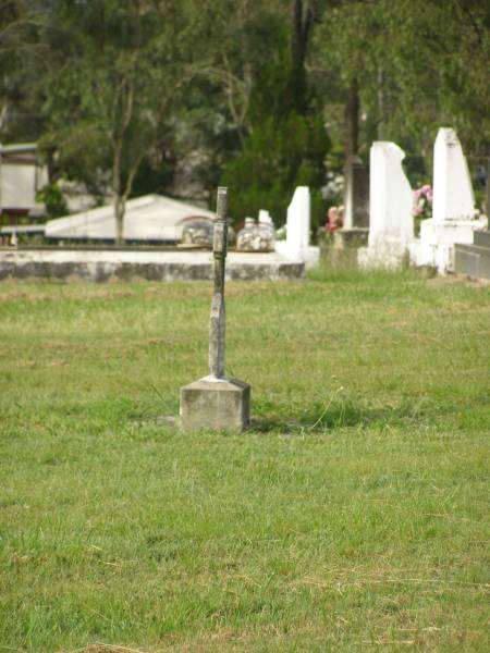 Appletree Creek cemetery, Isis Shire  | 