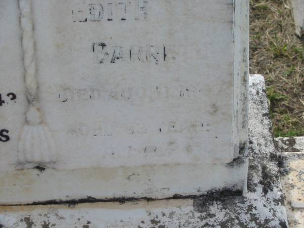 Thomas BARRETT,  | died 4 Jan 1943 aged 66 years;  | Edith BARRETT,  | died 11 Aug 1967? aged 83 years;  | Mary Barrett,  | died 26 March 1921 aged 7 years;  | Appletree Creek cemetery, Isis Shire  | 