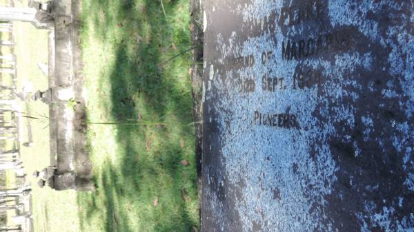 Margaret Elleanor Jane PEAKE  | wife of Thos PEAKE  | d: 28 Jul 1917 aged 53  |   | Thomas PEAKE  | husband of Margaret  | d: Sep 1934  |   | Atherton Pioneer Cemetery (Samuel Dansie Park)  |   |   | 