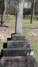 Mary EVERT
d: 26 Feb 1923 aged 76
Atherton Pioneer Cemetery (Samuel Dansie Park)