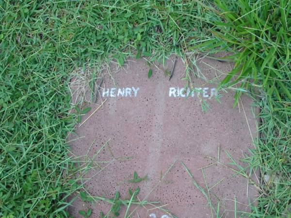 Henry RICHTER;  | Barney View Uniting cemetery, Beaudesert Shire  | 