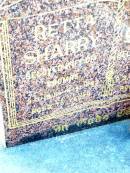 
Retta SHARRY, wife of Thomas,
9-3-1918 - 6-4-1993 aged 75 years;
Thomas SHARRY, husband of Retta,
9-3-1900 - 23-12-1993 ged 93 years;
Beerwah Cemetery, City of Caloundra
