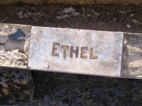 Lizzie SCHEFE, 1902 - 1932;  | Ethel, sister, 1888 - 1933;  | Maria F. SCHEFE, mother,  | 1861 - 1946;  | Frederick M.C. SCHEFE, father,  | 1859 - 1940,  | erected by wife & family;  | Bergen Djuan cemetery, Crows Nest Shire  | 