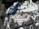 Rosalia Albertine STEGEMANN
18 Aug 1922
aged 82
erected by daughter and son-in-law
Bethania (Lutheran) Bethania, Gold Coast