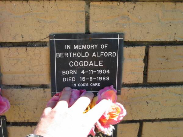 Berthold Alford COGDALE  | B:  4 Nov 1904  | D: 15 Aug 1988  |   | Bethania (Lutheran) Bethania, Gold Coast  | 