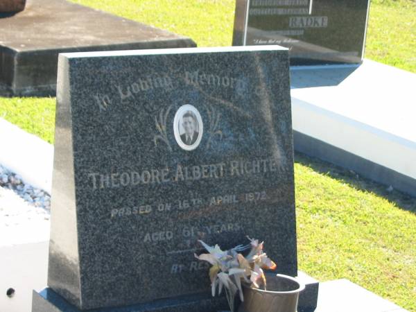 Theodore Albert RICHTER  | 16 Apr 1972  | aged 61  |   | Bethania (Lutheran) Bethania, Gold Coast  | 