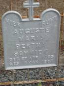 Auguste Maria Bertha SCHMIDT
geb 27 Apr 1885
gest 3 Jan 1901
Bethel Lutheran Cemetery, Logan Reserve (Logan City)