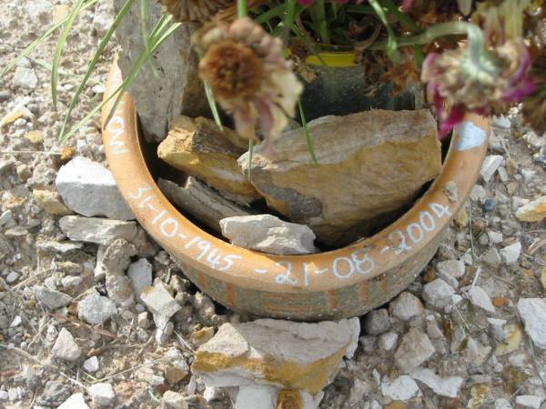 Leslie Glen MUCHOW  | B: 31 Oct 1945  | D: 21 Aug 2004  |   | Bethel Lutheran Cemetery, Logan Reserve (Logan City)  |   | 