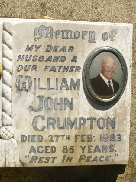 Nellie CRUMPTON,  | mother,  | died 30 Nov 1993 aged 89 years;  | William John CRUMPTON,  | husband father,  | died 27 Feb 1983 aged 85 years;  | Blackbutt-Benarkin cemetery, South Burnett Region  | 