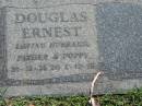 Douglas Ernest DREWS,
husband father poppy,
20-11-35 - 1-12-96;
Blackbutt-Benarkin cemetery, South Burnett Region