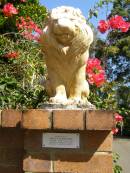 
presented by Bryce & Elaine KING;
Bribie Island Memorial Gardens, Caboolture Shire 

