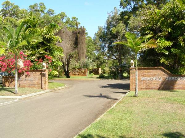 Bribie Island Memorial Gardens, Caboolture Shire  | 