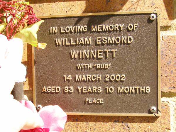 William Esmond WINNETT,  | with Bub,  | died 14 March 2002 aged 83 years 10 months;  | Bribie Island Memorial Gardens, Caboolture Shire  | 