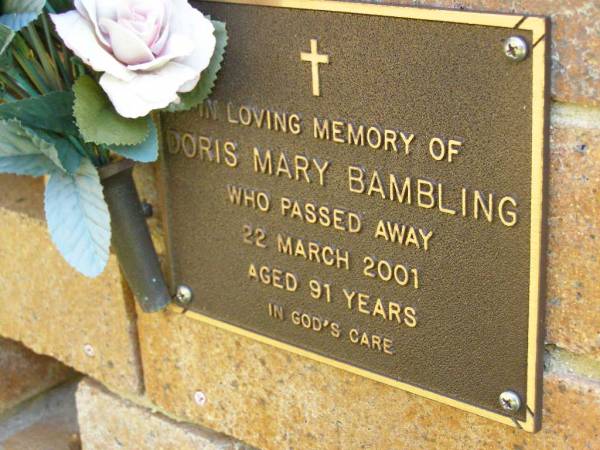 Doris Mary BAMBLING,  | died 22 March 2001 aged 91 years;  | Bribie Island Memorial Gardens, Caboolture Shire  | 