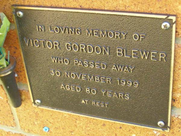 Victor Gordon BLEWER,  | died 30 Nov 1999 aged 80 years;  | Bribie Island Memorial Gardens, Caboolture Shire  | 