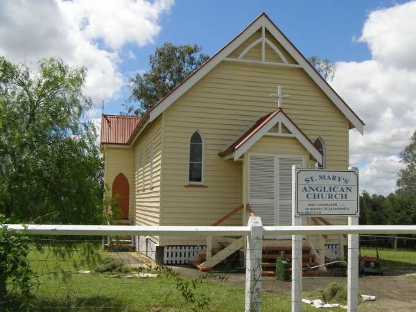 Brooweena St Mary's Anglican cemetery, Woocoo Shire  | 