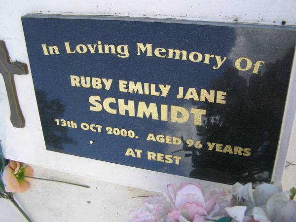 Ruby Emily Jane SCHMIDT,  | died 13 Oct 2000 aged 96 years;  | Brooweena St Mary's Anglican cemetery, Woocoo Shire  | 