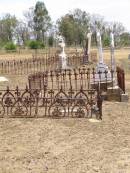 Douglas Lutheran cemetery, Crows Nest Shire