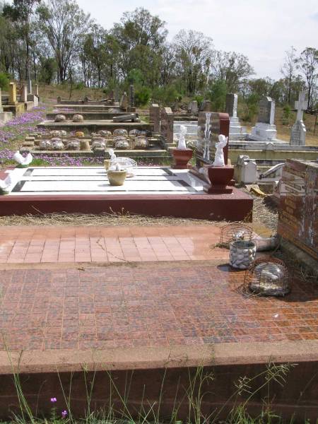 Douglas Lutheran cemetery, Crows Nest Shire  | 