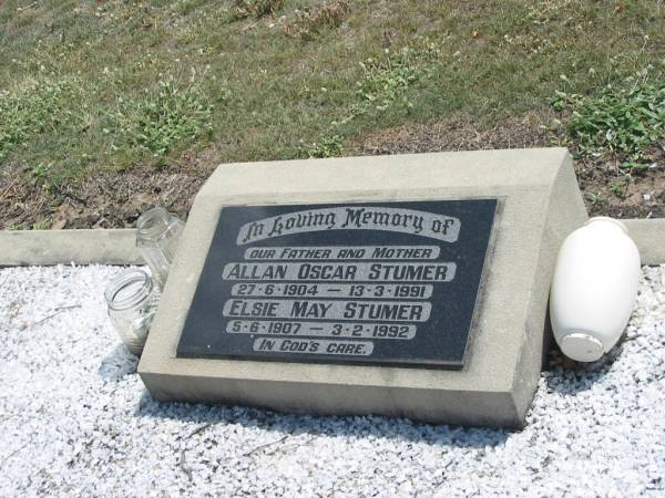 Allan Oscar STUMER,  | father,  | 27-6-1904 - 13-3-1991;  | Elsie May STUMER,  | mother,  | 5-6-1907 - 3-2-1992;  | Dugandan Trinity Lutheran cemetery, Boonah Shire  | 