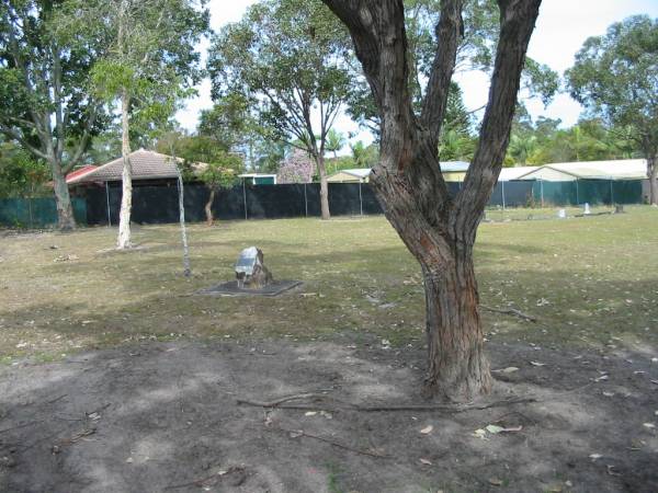 Eagleby Cemetery, Gold Coast City  |   | 