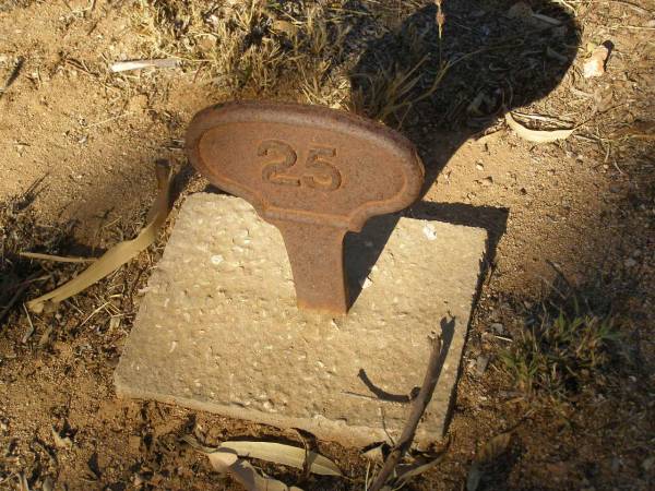 25  |   | Exmouth Cemetery, WA  |   | 