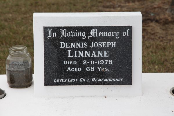 Margaret Ellen Bernadine LINNANE  | b: 6 Apr 1914  | d: 26 Oct 2015  | aged 101 1/2 y  | Burial ID (left/south) 3790B  | Plot location (left/south) Position 48 Row 8 Section D  |   | Dennis Joseph LINNANE  | d: 2 Nov 1978 aged 68  | Burial ID (left/south) 3790A  | Plot location (left/south) Position 47 Row 8 Section D  |   | Gladstone Cemetery  | Copyright 2021 Hoylen Sue  |   | 