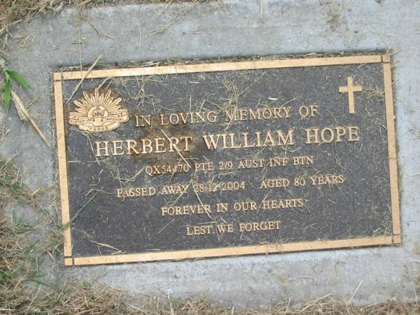Herbert William HOPE,  | died 28-12-2004 aged 80 years;  | Goomeri cemetery, Kilkivan Shire  | 