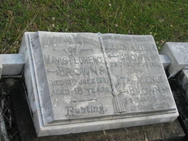Mavis Florence BROWN  | 10 Jun 1933  | 18 yrs  |   | Ernest Arthur BROWN  | 26-7-1887 to 23-5-1951  |   | Ita Menie BROWN  | 5-9-1889 to 11-8-1964  |   | St Matthew's (Anglican) Grovely, Brisbane  | 