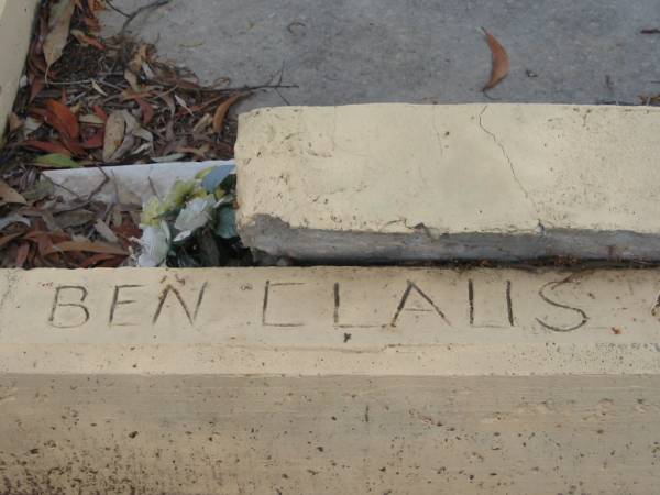 Clive CLAUS  | Ben CLAUS 6 Jan 03  | Ryan CLAUS  | Haigslea Lawn Cemetery, Ipswich  | 