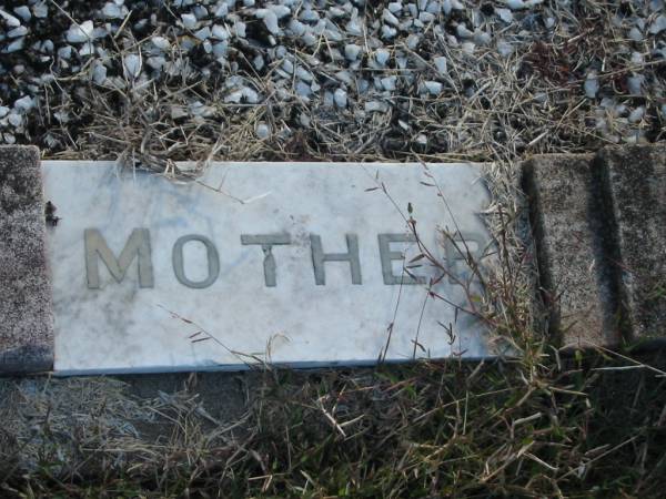 Elizabeth WILLMOTT  | d: 10 Mar 1951, aged 69  | William WILLMOTT  | d: 12 Aug 1973, aged 96  |   | Harrisville Cemetery - Scenic Rim Regional Council  | 