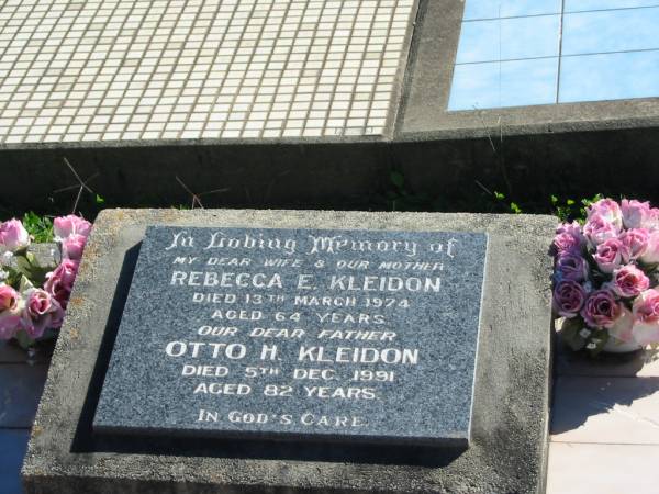 Rebecca E. KLEIDON, died 13 Mar 1974 aged 64 years, wife mother;  | Otto H. KLEIDON, died 5 Dec 1991 aged 82 years;  | St Paul's Lutheran Cemetery, Hatton Vale, Laidley Shire  | 