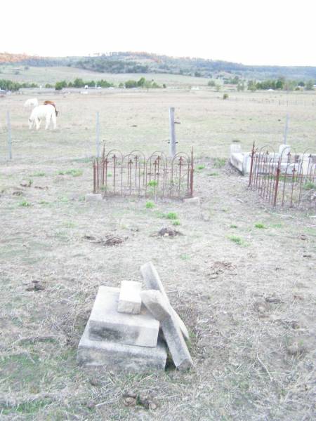 Old Hatton Vale (Apostolic) Cemetery  |   | 