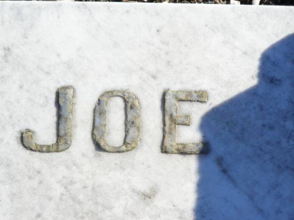 Charles J. GUNNE (Joe),  | died 23 July 1917 aged 25 years;  | Catherine GUNNE,  | died 21 April 1928 aged 66 years;  | Charles GUNNE,  | died 3 Jan 1936 aged 72 years;  | Patrick CRONIN (Paddie),  | died 29 June 1933 aged 4 years;  | Catherine CRONIN (Katie),  | died 11 Nov 1932 aged 37 years;  | Helidon Catholic cemetery, Gatton Shire  |   | 