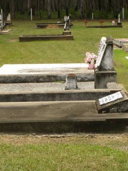 Howard cemetery, City of Hervey Bay  | 