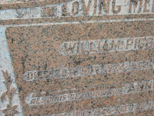 William PIGGIN,  | died 20 Nov 1924 aged 65 years;  | Annie Maud,  | wife,  | died 20 July 1944 aged 82 years 5 months;  | Howard cemetery, City of Hervey Bay  |   | 
