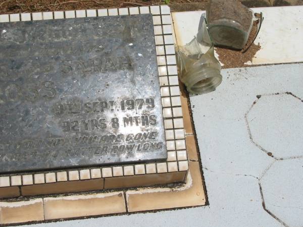 parents;  | Oscar C.R. ROSS,  | died 17 Jan 1952 aged 71 years;  | Sarah ROSS,  | died 9 Sept 1979 aged 92 years 8 months;  | Howard cemetery, City of Hervey Bay  | 