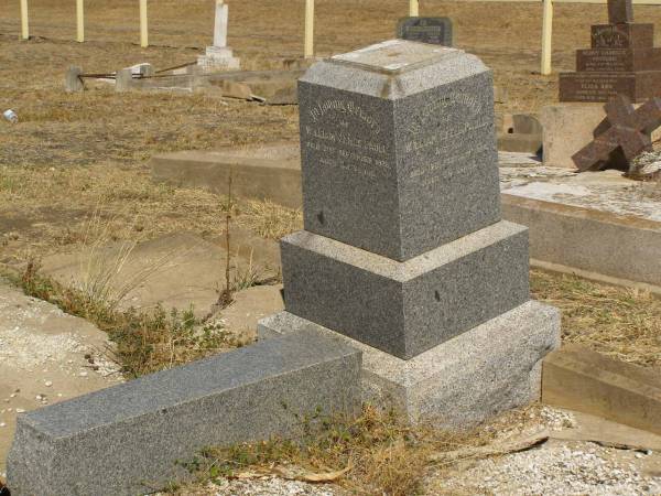 William James PAULL,  | died 21 Sept 1926 aged 80 years;  | William Lyell PAULL,  | son,  | died 19 Feb 1928 aged 34 years;  | Jondaryan cemetery, Jondaryan Shire  | 