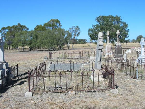Jondaryan cemetery, Jondaryan Shire  | 