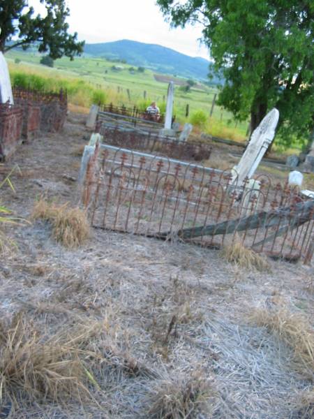 Engelsburg Baptist Cemetery, Kalbar, Boonah Shire  | 